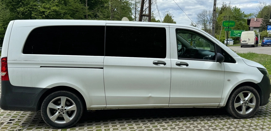 Mercedes-Benz Vito cena 116900 przebieg: 225000, rok produkcji 2018 z Kraków małe 121